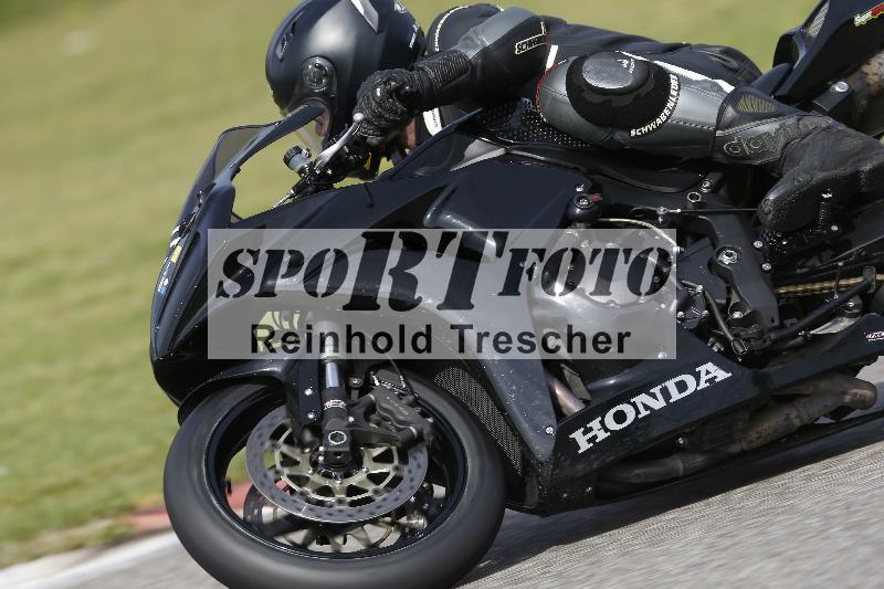 Archiv-2025/07 19.04.2025 Speer Racing ADR/Gruppe gelb/75